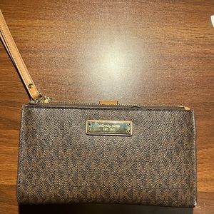 Michael Kors wallet